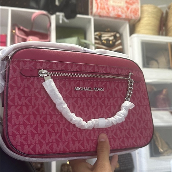 Michael Kors Raspberry Logo Crossbody Bag - Picture 1 of 1